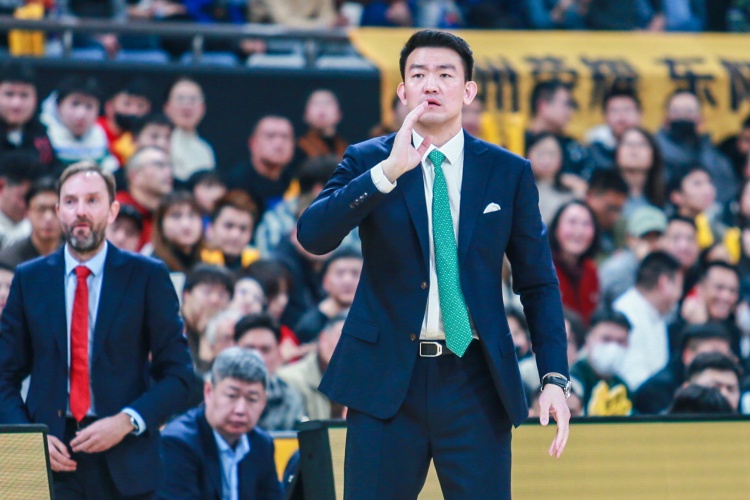 雙核缺陣！廣廈本場僅得74分創(chuàng)賽季新低 此前紀錄為對陣深圳77分