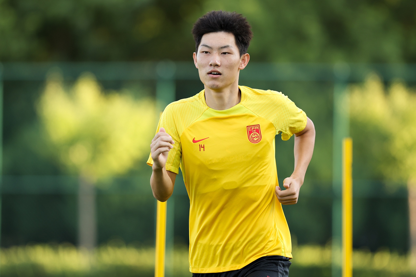 魯媒：泰山隊(duì)抵達(dá)梅州五外援齊整，四名國(guó)腳可出戰(zhàn)史松宸隨隊(duì)